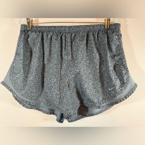 Women’s Nike Gray Athletic Shorts Lightweight Performance Sz XL